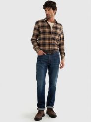 Koszula męska flanelowa w kratę brązowa Flanen 803. Brązowe koszule BIG STAR, na jesień, l, bez wzorów, z bawełny, bez kołnierzyka, bez ramiączek. W wyprzedaży za 199.99 zł.