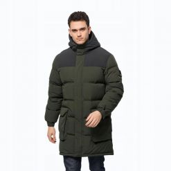 KURTKA MĘSKA ZIMOWA Jack Wolfskin ALEX LONG DOWN JKT M 1207251_4018 (S. Zielone kurtki Jack Wolfskin, na zimę, m, bez wzorów, z dresówki, bez kaptura. Za 699.99 zł.