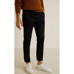 Mango Man - Spodnie Prato4. Spodnie materiałowe marki Mango Man. Za 139.90 zł.