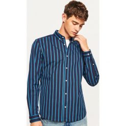 Koszula regular fit w paski - Niebieski. Koszule marki Reserved. Za 89.99 zł.