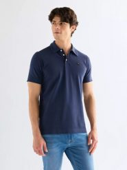 MESKA KOSZULKA WRANGLER POLO SHIRT BLACK IRIS 112378481. Czarne koszulki polo sportowe Wrangler, l, bez wzorów, bez kołnierzyka, bez ramiączek. Za 99.99 zł.