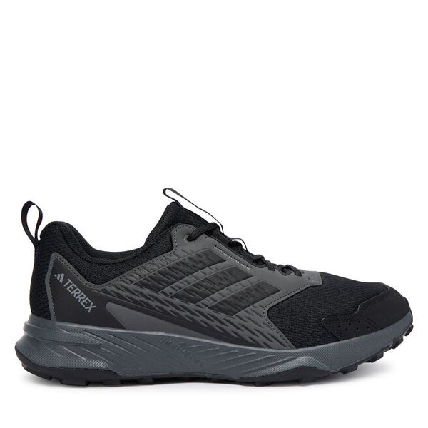 Trekkingi adidas. Czarne botki sznurowane Adidas, bez wzorów, bez zapięcia. Za 239.99 zł.