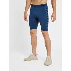 Spodenki treningowe kompresyjne Hummel hmlfirst. Niebieskie krótkie spodenki sportowe Hummel, m, bez wzorów, z dzianiny, na fitness i siłownię. Za 126.00 zł.