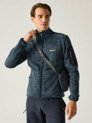 Regatta Kurtka polarowa "Newhill" w kolorze granatowym rozmiar: M. Niebieskie kurtki Regatta, m, bez wzorów, z polaru, bez kaptura. Za 128.25 zł.