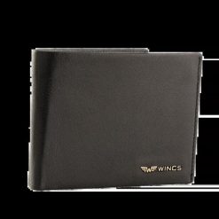 WINGS Męski portfel ze skóry naturalnej koziej z odchylaną klapką Black. Czarne portfele Wings, bez wzorów, z materiału. Za 67.90 zł.