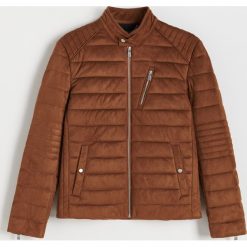 Kurtka z imitacji zamszu - Brązowy. Brązowe kurtki Reserved, l, bez wzorów, bez kaptura. Za 299.99 zł.
