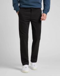 MESKIE SPODNIE MATERIAŁOWE LEE REGULAR CHINO BLACK 112322422. Czarne spodnie materiałowe Lee, l, bez wzorów, z materiału. Za 219.99 zł.