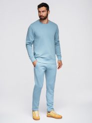 Komplet dresowy męski set bluza z okrągłym dekoltem + spodnie regular fit - jasnoniebieski V7. Niebieskie bluzy Ombre Clothing, m, z aplikacjami, z bawełny, bez kaptura. Za 299.99 zł.