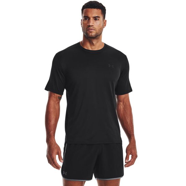 T-Shirt Under Armour Ua Tech Vent Ss Dorosłych. Czarne t-shirty sportowe Under Armour, bez wzorów, bez ramiączek, na fitness i siłownię. Za 204.50 zł.