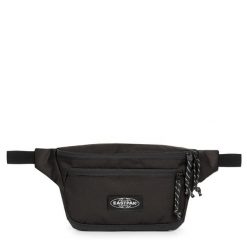 Torba na ramię Eastpak Crossbody Pro. Czarne torby na ramię Eastpak, bez wzorów, na ramię, bez dodatków. Za 171.00 zł.