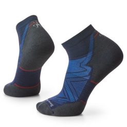 Skarpety Biegowe Męskie Smartwool Run Targeted Cushion Ankle Socks. Niebieskie skarpety Smartwool, bez wzorów, z wełny. Za 97.65 zł.
