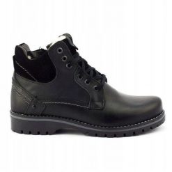 KOMODO Buty męskie ocieplane śniegowce 885 czarne. Czarne botki sznurowane na zimę, bez wzorów, ze skóry, za kostkę, bez obcasa, bez zapięcia. Za 453.66 zł.