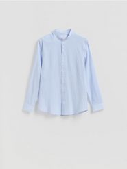 Koszula slim ze stójką - jasnoniebieski. Niebieskie koszule Reserved, l, bez wzorów, z bawełny, bez kołnierzyka, bez ramiączek. Za 129.99 zł.