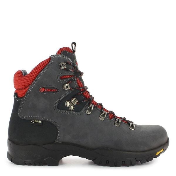 Buty trekkingowe Chiruca Dynamic 05 Goret-Tex. Czarne buty trekkingowe Chiruca, bez wzorów, z nubiku, bez zapięcia. Za 881.00 zł.