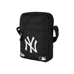Saszetka New Era Slide New York Yankees. Czarne torby na ramię New Era, bez wzorów, bez dodatków. Za 79.99 zł.