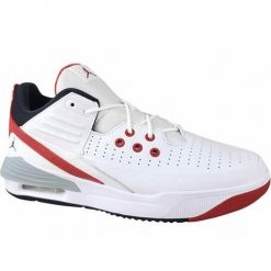 Buty do chodzenia męskie Nike Jordan Max Aura 5. Białe buty sportowe casual Nike, bez wzorów, z materiału, bez zapięcia. Za 638.00 zł.