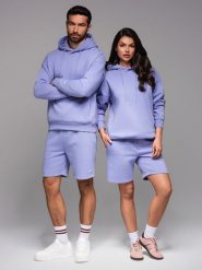 Komplet dresowy UNISEX bluza z kapturem + szorty w stylu athleisure – lawendowe V9. Fioletowe bluzy Ombre Clothing, l, z aplikacjami, z bawełny, z kapturem. W wyprzedaży za 232.49 zł.