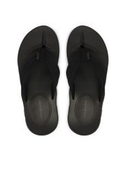 Tommy Hilfiger Japonki Molded Padded Hilfiger B Sandal FM0FM05901 Czarny. Czarne japonki Tommy Hilfiger, bez wzorów, z materiału. Za 209.99 zł.