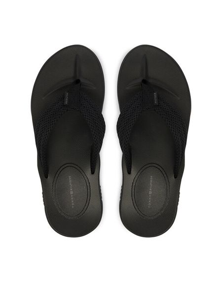 Tommy Hilfiger Japonki Molded Padded Hilfiger B Sandal FM0FM05901 Czarny. Czarne japonki Tommy Hilfiger, bez wzorów, z materiału. Za 209.99 zł.