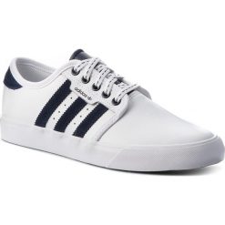 Buty adidas - Seeley B27787 Ftwwht/Conavy/Gum4. Trampki sportowe marki Adidas. W wyprzedaży za 219.00 zł.