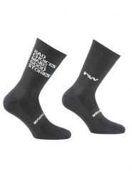 Skarpety rowerowe NORTHWAVE Bad Choices Sock czarny. Czarne skarpety Northwave, bez wzorów, z dzianiny. Za 39.00 zł.