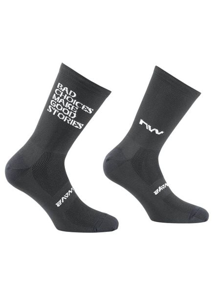 Skarpety rowerowe NORTHWAVE Bad Choices Sock czarny. Czarne skarpety Northwave, bez wzorów, z dzianiny. Za 39.00 zł.