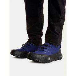 Trekkingi The North Face. Niebieskie botki sznurowane The North Face, bez wzorów, z gore-texu, bez obcasa, bez zapięcia. Za 799.99 zł.