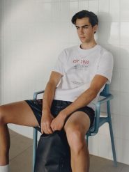 4F T-shirt regular z nadrukiem męski - biały S. Białe t-shirty sportowe 4F, bez wzorów, z materiału, bez ramiączek, na fitness i siłownię. Za 69.99 zł.