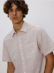 Koszula regular fit z domieszką lnu - beżowy. Brązowe koszule Reserved, l, bez wzorów, z bawełny, bez kołnierzyka, bez ramiączek. W wyprzedaży za 59.99 zł.