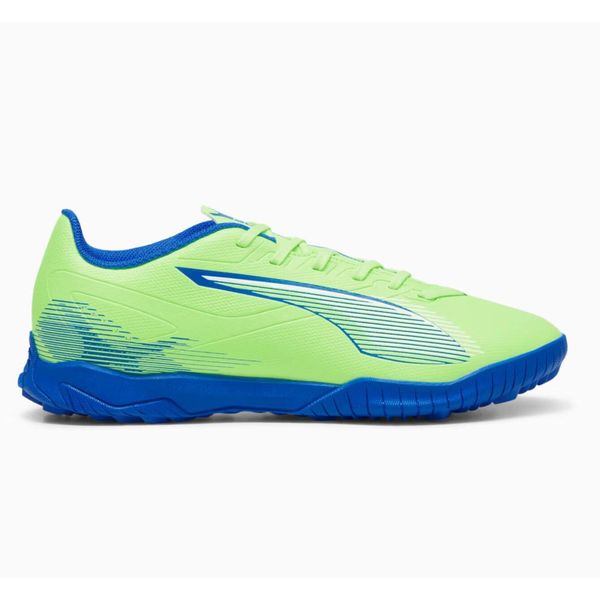 Buty męskie sportowe do gry w piłke nożną Puma ULTRA 5 PLAY TT. Niebieskie buty do biegania Puma, bez wzorów, bez zapięcia. W wyprzedaży za 149.00 zł.