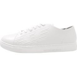 Emporio Armani ACTION Sneakersy niskie optical white. Buty sportowe casual marki Emporio Armani. Za 669.00 zł.