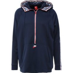 Nike Sportswear TAPED HALF Bluza z kapturem dark blue. Bluzki z długim rękawem marki Nike Sportswear. Za 359.00 zł.
