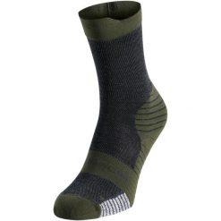 Skarpetki UNI ODLO Socks crew PERFORMANCE MERINO TRAIL. Zielone skarpety ODLO, bez wzorów, z elastanu. Za 89.99 zł.
