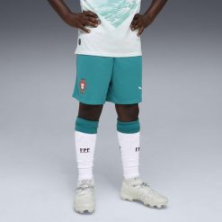 Młodzieżowe szorty reprezentacji Portugalii 2026 PUMA. Biała krótkie spodenki sportowe Puma, m, bez wzorów, z materiału. Za 169.00 zł.
