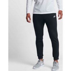 Nike Spodnie Men`s Sportswear Jogger czarny r. L (804408 010). Joggery i bojówki marki Nike. Za 145.39 zł.