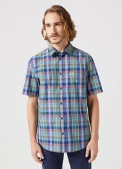 WRANGLER SS 1 PKT SHIRT MĘSKA KOSZULA W KRATĘ KRATA BLUE MADARAS 112350503 W5K0016831. Niebieskie koszule Wrangler, m, bez wzorów, bez kołnierzyka, bez ramiączek. Za 139.99 zł.