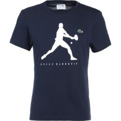 Lacoste Sport DJOKOVIC Tshirt z nadrukiem marine/blanc. T-shirty marki Lacoste Sport. Za 219.00 zł.