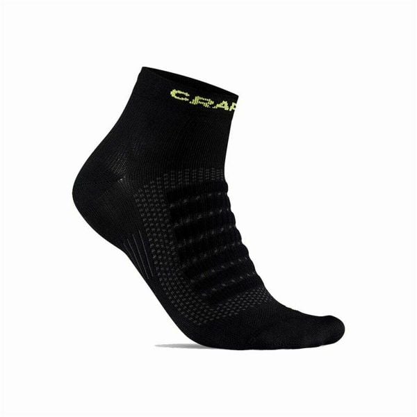 Skarpety Sportowe Craft Adv Dry Mid Czarny. Czarne skarpetki sportowe Craft, bez wzorów. Za 103.45 zł.