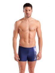 Arena Kąpielówki w kolorze granatowym rozmiar: 7. Różowe kąpielówki Arena, bez wzorów, z materiału. Za 75.16 zł.