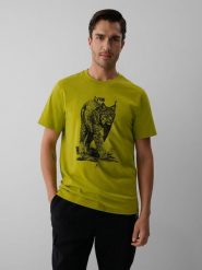 4F T-shirt regular z nadrukiem męski - zielony M. Zielone t-shirty 4F, m, bez wzorów, z bawełny, bez kołnierzyka, bez ramiączek. Za 79.99 zł.
