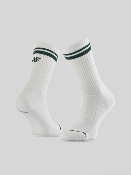 4F Skarpetki tenisowe długie (2-pack) męskie - białe 39-42. Białe skarpetki sportowe 4F, bez wzorów. Za 39.99 zł.