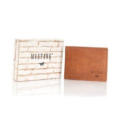 MUSTANG Udine Wallet Side Opening MĘSKI SKÓRZANY PORTFEL PREMIUM POJEMNY NA KARTY SKÓRA COGNAC 06.101931. Brązowe portfele Mustang, bez wzorów, ze skóry. Za 159.99 zł.