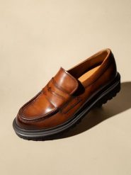 MELVIN & HAMILTON Skórzane mokasyny "Matteo 1" w kolorze jasnobrązowym rozmiar: 39. Brązowe botki sznurowane Melvin & Hamilton, bez wzorów, bez obcasa, bez zapięcia. Za 491.99 zł.