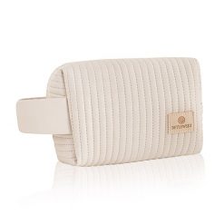 Kosmetyczka pikowana BETLEWSKI BKP-11 BEZOWY. Brązowe klapki . Za 29.99 zł.