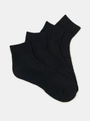 Skarpetki z bawełną 4 pack - czarny. Czarne skarpety Sinsay, bez wzorów, z bawełny. Za 15.99 zł.