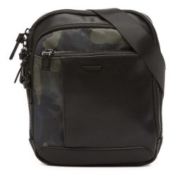 Torebka LUMBERJACK LK 3561. Czarne torby na ramię Lumberjack, bez wzorów, z poliesteru, małe, bez dodatków. Za 199.99 zł.
