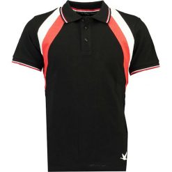 Koszulka polo w kolorze czarnym. Czarne koszulki polo sportowe marki Stone Goose, z aplikacjami, z bawełny, bez kołnierzyka, bez ramiączek. W wyprzedaży za 98.95 zł.