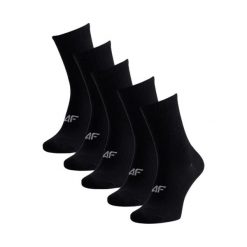 Skarpety męskie 4F 5-pak, bawełniane, bezszwowe, ponad kostkę. Czarne skarpety 4F, bez wzorów, z bawełny. Za 58.99 zł.