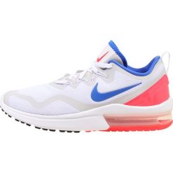 Nike Performance AIR MAX FURY Obuwie do biegania treningowe white/ultramarine/solar red/black. Buty treningowe marki Nike Performance. W wyprzedaży za 367.20 zł.