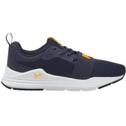 Buty do chodzenia męskie Puma Wired Run. Czarne buty do biegania Puma, bez wzorów, z gumy, bez zapięcia, trekkingowe. Za 269.99 zł.